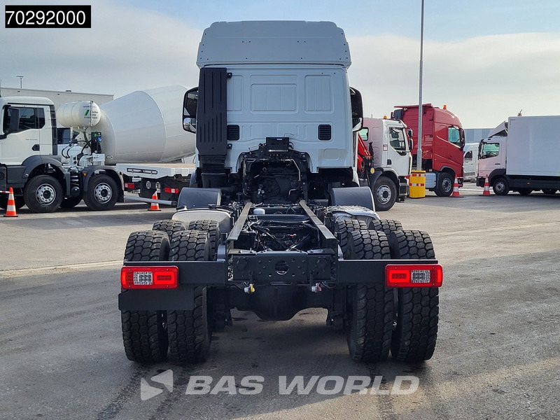 Iveco T-Way 510 8X4 New! Retarder Big-Axle Steelsuspension Automatic LED Euro 6 - Chasis camión: foto 3 Iveco T-Way 510 8X4 New! Retarder Big-Axle Steelsuspension Automatic LED Euro 6 - Chasis camión: foto 3