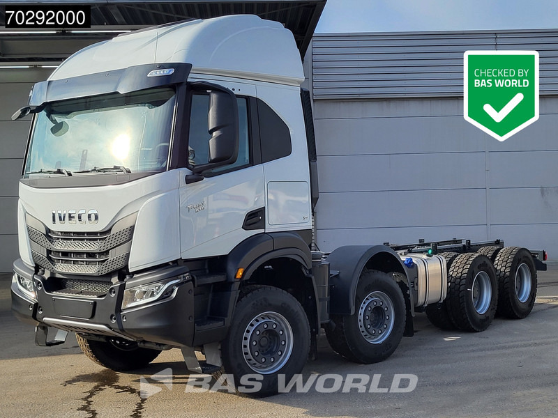Iveco T-Way 510 8X4 New! Retarder Big-Axle Steelsuspension Automatic LED Euro 6 - Chasis camión: foto 1 Iveco T-Way 510 8X4 New! Retarder Big-Axle Steelsuspension Automatic LED Euro 6 - Chasis camión: foto 1