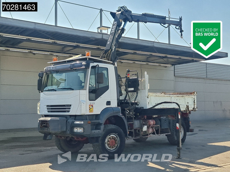 Iveco Trakker 310 4X4 Atlas 145.2-A2 Kran Crane 4x4 Big axle 6m3 3 sided tipper Euro 4 - Volquete camión, Camión grúa: foto 1 Iveco Trakker 310 4X4 Atlas 145.2-A2 Kran Crane 4x4 Big axle 6m3 3 sided tipper Euro 4 - Volquete camión, Camión grúa: foto 1