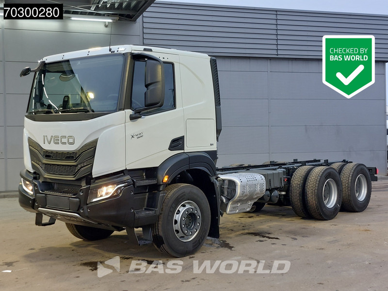 Iveco X-Way 500 X-Way 6X4 NEW 6x4 chassis Sleepercab Rear Air suspension Automatic Euro 6 - Chasis camión: foto 1 Iveco X-Way 500 X-Way 6X4 NEW 6x4 chassis Sleepercab Rear Air suspension Automatic Euro 6 - Chasis camión: foto 1
