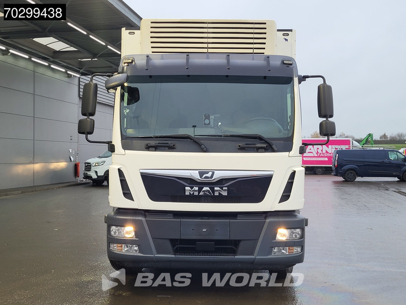 Frigorífico camión MAN TGM 15.250 TGL 4X2 Carrier Syberia 1500kg Ladebordwand Automatic Euro 6: foto 9