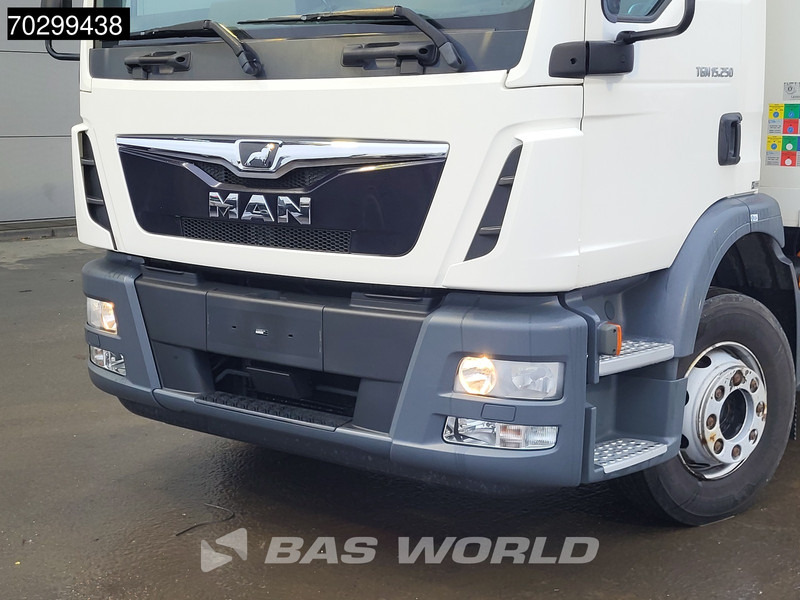 Frigorífico camión MAN TGM 15.250 TGL 4X2 Carrier Syberia 1500kg Ladebordwand Automatic Euro 6: foto 17