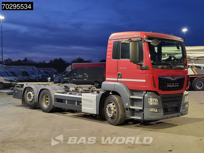 MAN TGS 26.320 6X2 ADR BDF Lift + Steering Axle Euro 6 - Portacontenedore/ Intercambiable camión: foto 3 MAN TGS 26.320 6X2 ADR BDF Lift + Steering Axle Euro 6 - Portacontenedore/ Intercambiable camión: foto 3