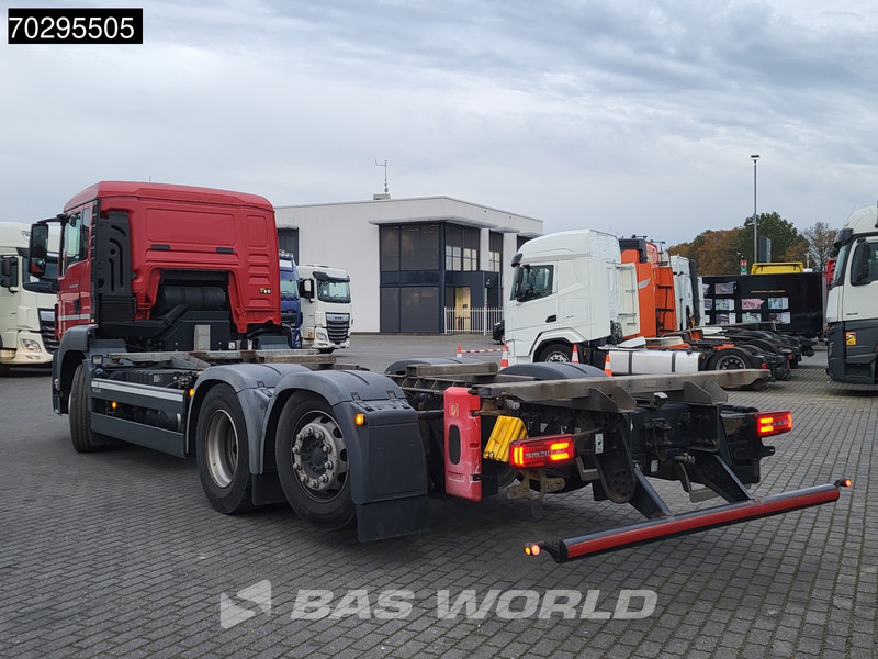 MAN TGS 26.320 TGS 6X2 ADR BDF Lift + Steering Axle Euro 6 - Portacontenedore/ Intercambiable camión: foto 2 MAN TGS 26.320 TGS 6X2 ADR BDF Lift + Steering Axle Euro 6 - Portacontenedore/ Intercambiable camión: foto 2