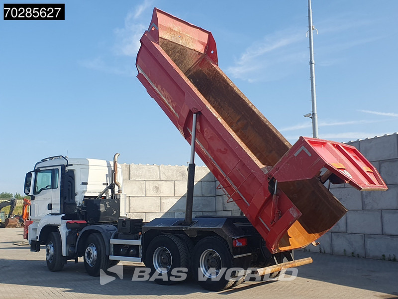 MAN TGS 41.440 8X4 15m3 Retarder Big-Axle Steelsuspension Euro 6 - Volquete camión: foto 2 MAN TGS 41.440 8X4 15m3 Retarder Big-Axle Steelsuspension Euro 6 - Volquete camión: foto 2