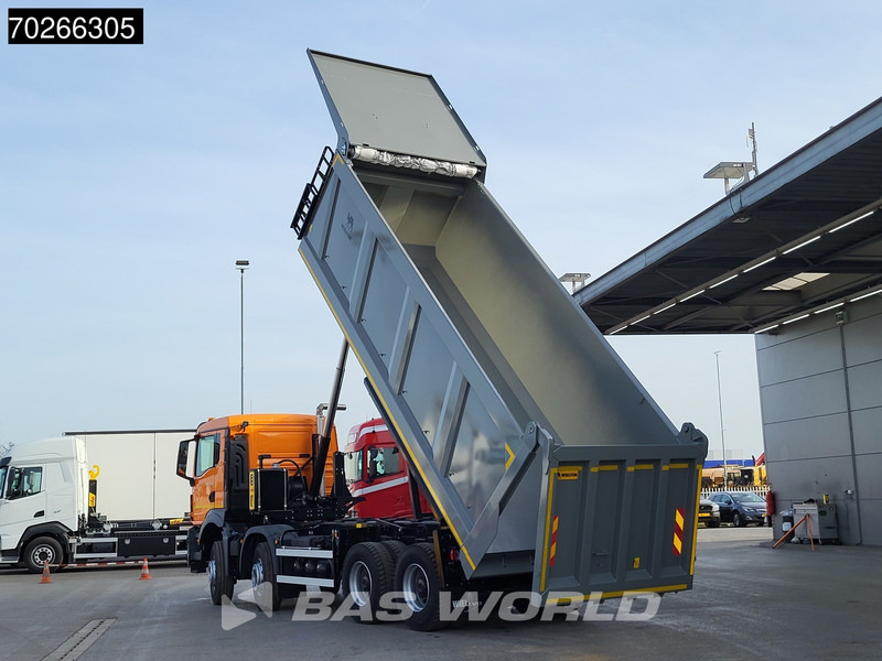 MAN TGS 41.480 8X4 NEW! 24m3 Wielton tipper Body heating Retarder Euro 5 - Volquete camión: foto 5 MAN TGS 41.480 8X4 NEW! 24m3 Wielton tipper Body heating Retarder Euro 5 - Volquete camión: foto 5