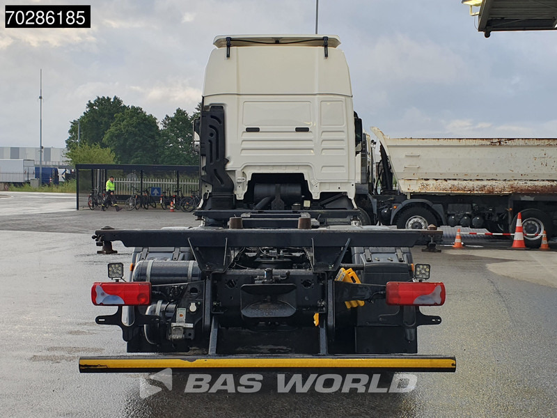 MAN TGX 26.470 6X2 BDF Lift-Axle ACC XXL Retarder Navi Euro 6 - Portacontenedore/ Intercambiable camión: foto 3 MAN TGX 26.470 6X2 BDF Lift-Axle ACC XXL Retarder Navi Euro 6 - Portacontenedore/ Intercambiable camión: foto 3