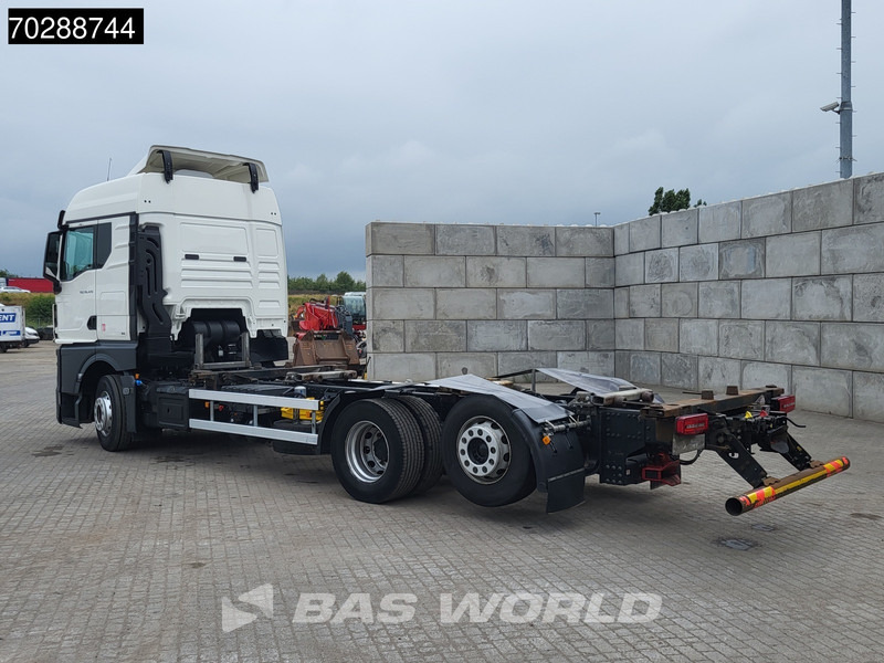 MAN TGX 26.470 6X2 BDF Retarder Lift Axle Standklima Automatic LED Euro 6 - Portacontenedore/ Intercambiable camión: foto 2 MAN TGX 26.470 6X2 BDF Retarder Lift Axle Standklima Automatic LED Euro 6 - Portacontenedore/ Intercambiable camión: foto 2