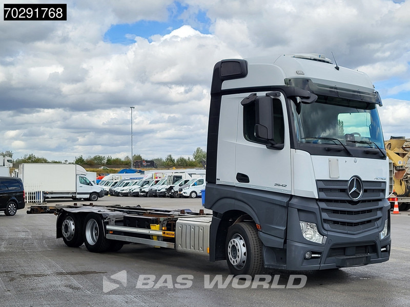Mercedes-Benz Actros 2542 Actros 6X2 BigSpace Standklima Euro 6 - Portacontenedore/ Intercambiable camión: foto 3 Mercedes-Benz Actros 2542 Actros 6X2 BigSpace Standklima Euro 6 - Portacontenedore/ Intercambiable camión: foto 3