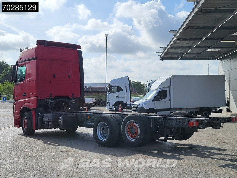 Mercedes-Benz Actros 2548 Actros 6X2 BigSpace Retarder PTO Liftachse Xenon ACC Navi Euro 6 - Chasis camión: foto 2 Mercedes-Benz Actros 2548 Actros 6X2 BigSpace Retarder PTO Liftachse Xenon ACC Navi Euro 6 - Chasis camión: foto 2