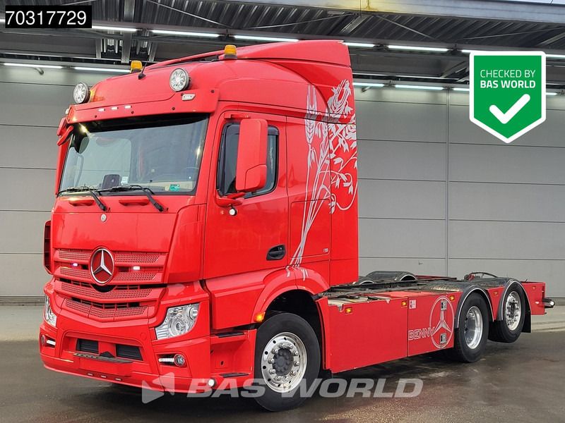 Mercedes-Benz Actros 2553 6X2 Chassis Full Air suspension Lift+steering axle Automatic Euro 6 - Chasis camión: foto 1 Mercedes-Benz Actros 2553 6X2 Chassis Full Air suspension Lift+steering axle Automatic Euro 6 - Chasis camión: foto 1