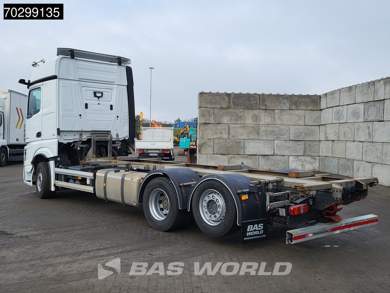 Mercedes-Benz Actros 2553 Actros 6X2 Full Air Retarder Lift Axle Euro 6 - Portacontenedore/ Intercambiable camión: foto 2 Mercedes-Benz Actros 2553 Actros 6X2 Full Air Retarder Lift Axle Euro 6 - Portacontenedore/ Intercambiable camión: foto 2
