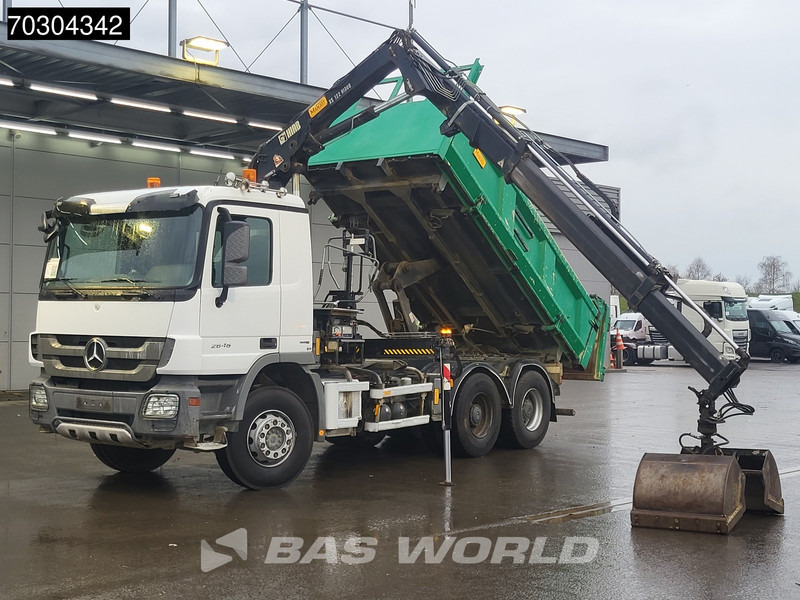 Mercedes-Benz Actros 2646 Actros 6X4 HIAB 122 BS-2 HIDUO Crane Kran 3-way tipper Big-Axle Euro 5 - Volquete camión, Camión grúa: foto 2 Mercedes-Benz Actros 2646 Actros 6X4 HIAB 122 BS-2 HIDUO Crane Kran 3-way tipper Big-Axle Euro 5 - Volquete camión, Camión grúa: foto 2