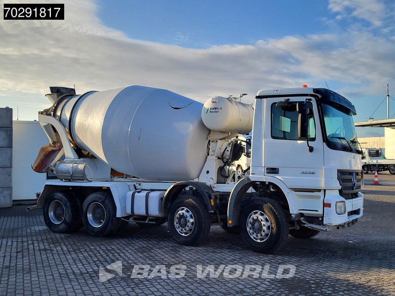Mercedes-Benz Actros 3236 8X4 9m3 Stetter Mixer Retarder Steelsuspension Big-Axle Euro 3 - Camión hormigonera: foto 3 Mercedes-Benz Actros 3236 8X4 9m3 Stetter Mixer Retarder Steelsuspension Big-Axle Euro 3 - Camión hormigonera: foto 3