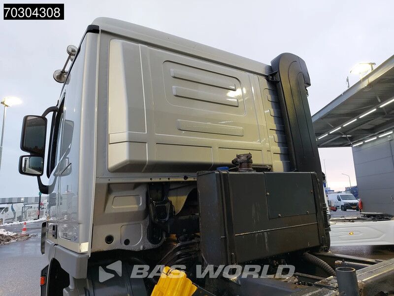Mercedes-Benz Actros 3351 6X6 9m3 Meiller 3-side tipper Big-Axle Steelsuspension semi-Automatic Euro 5 - Volquete camión: foto 5 Mercedes-Benz Actros 3351 6X6 9m3 Meiller 3-side tipper Big-Axle Steelsuspension semi-Automatic Euro 5 - Volquete camión: foto 5