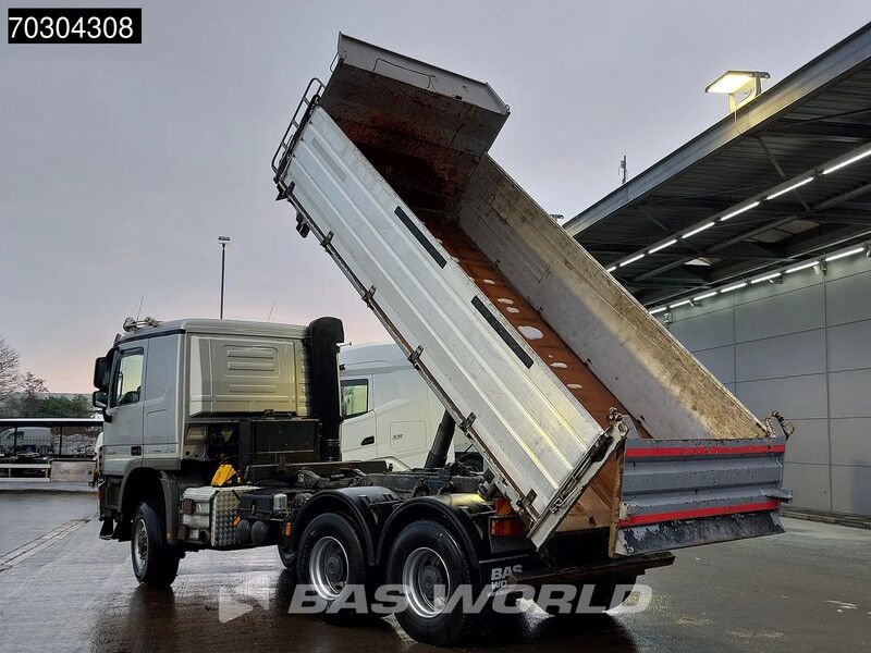 Mercedes-Benz Actros 3351 6X6 9m3 Meiller 3-side tipper Big-Axle Steelsuspension semi-Automatic Euro 5 - Volquete camión: foto 2 Mercedes-Benz Actros 3351 6X6 9m3 Meiller 3-side tipper Big-Axle Steelsuspension semi-Automatic Euro 5 - Volquete camión: foto 2