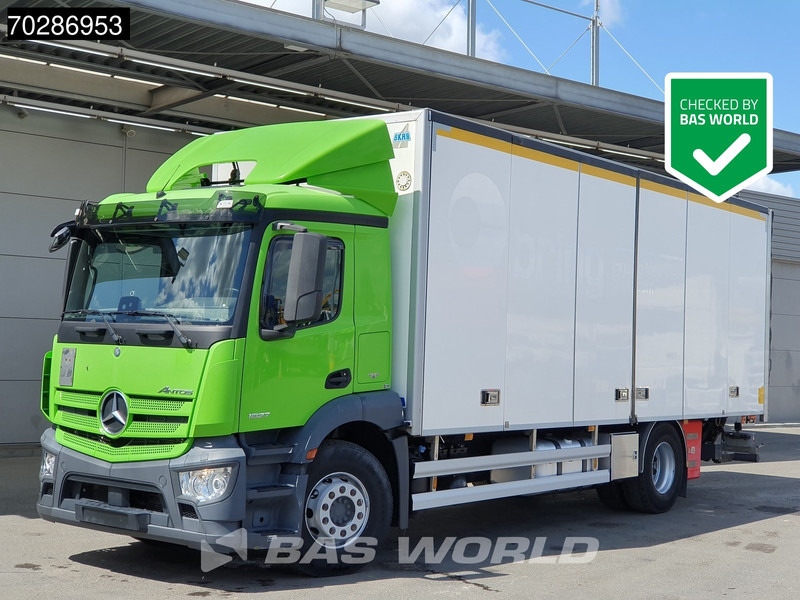 Mercedes-Benz Antos 1827 Antos 4X2 18tonner 2000kg Ladebordwand Xenon Euro 6 - Camión caja cerrada: foto 1 Mercedes-Benz Antos 1827 Antos 4X2 18tonner 2000kg Ladebordwand Xenon Euro 6 - Camión caja cerrada: foto 1
