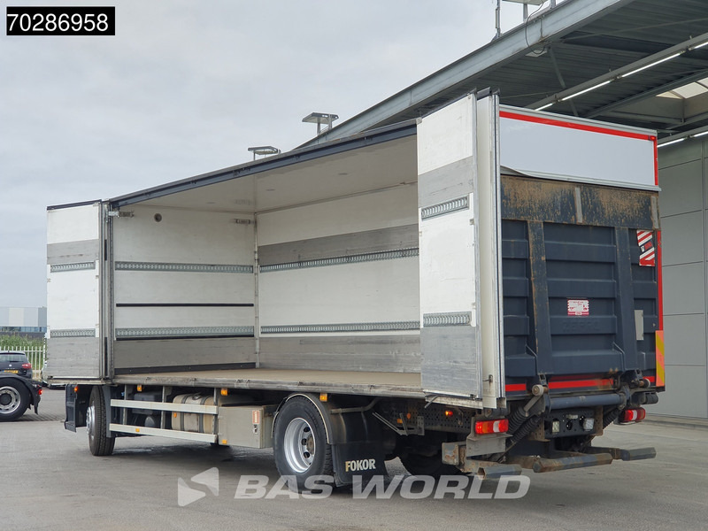 Mercedes-Benz Antos 1827 Antos 4X2 2000kg Ladebordwand Automatic Xenon Euro 6 - Camión caja cerrada: foto 5 Mercedes-Benz Antos 1827 Antos 4X2 2000kg Ladebordwand Automatic Xenon Euro 6 - Camión caja cerrada: foto 5