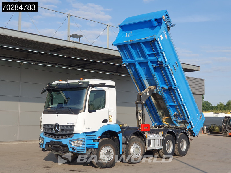 Mercedes-Benz Arocs 3243 8X4 14m3 2-side tipper Big-Axle Steelsuspension Navi Euro 6 - Volquete camión: foto 3 Mercedes-Benz Arocs 3243 8X4 14m3 2-side tipper Big-Axle Steelsuspension Navi Euro 6 - Volquete camión: foto 3
