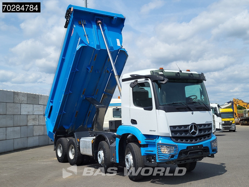 Mercedes-Benz Arocs 3243 8X4 16m3 tipper Big-Axle Steelsuspension Automatic Navi Euro 6 - Volquete camión: foto 3 Mercedes-Benz Arocs 3243 8X4 16m3 tipper Big-Axle Steelsuspension Automatic Navi Euro 6 - Volquete camión: foto 3