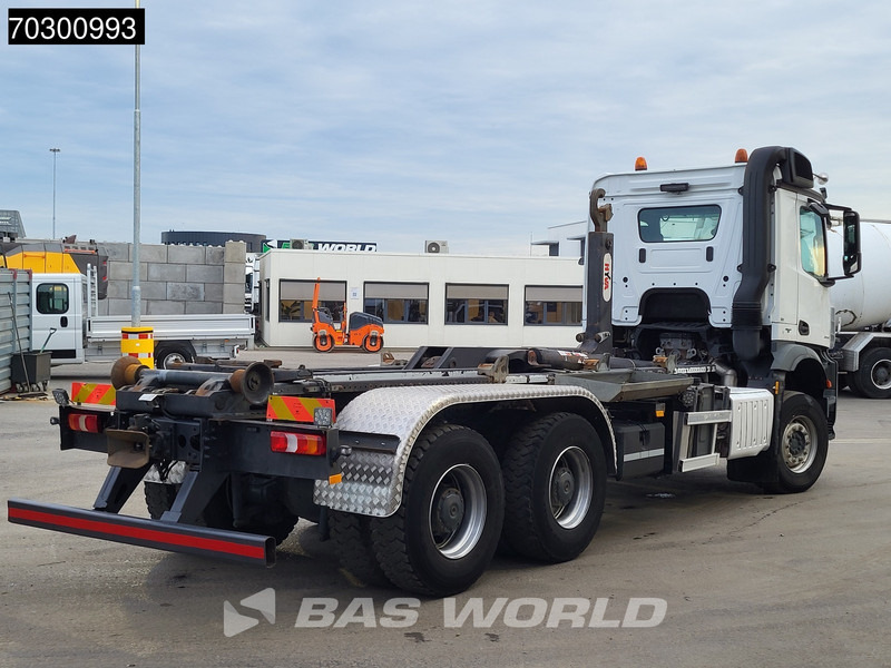 Mercedes-Benz Arocs 3342 6X4 HYVA 26-62-S Hooklift Big-Axle Automatic Euro 6 - Multibasculante camión: foto 3 Mercedes-Benz Arocs 3342 6X4 HYVA 26-62-S Hooklift Big-Axle Automatic Euro 6 - Multibasculante camión: foto 3