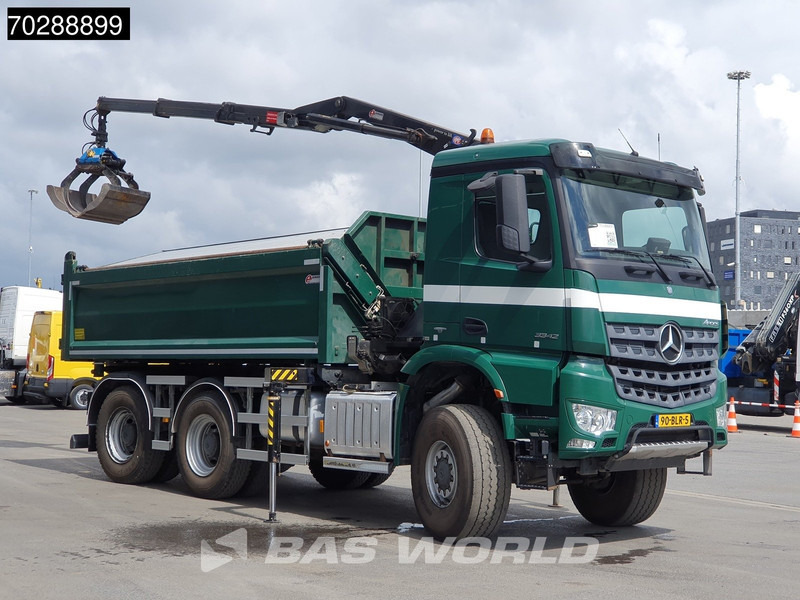 Mercedes-Benz Arocs 3342 Arocs 6X6 NL-Truck HMF 1643 Z-Crane Kran Steering Axle Big-Axle Euro 6 - Volquete camión, Camión grúa: foto 3 Mercedes-Benz Arocs 3342 Arocs 6X6 NL-Truck HMF 1643 Z-Crane Kran Steering Axle Big-Axle Euro 6 - Volquete camión, Camión grúa: foto 3