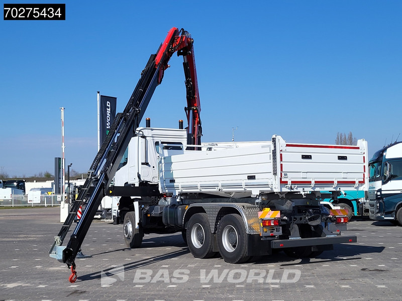 Mercedes-Benz Arocs 3348 6X6 Fassi F255A.2.24 xe-dynamic Kran Dreiseitenkipper Navi Euro 6 - Volquete camión, Camión grúa: foto 2 Mercedes-Benz Arocs 3348 6X6 Fassi F255A.2.24 xe-dynamic Kran Dreiseitenkipper Navi Euro 6 - Volquete camión, Camión grúa: foto 2