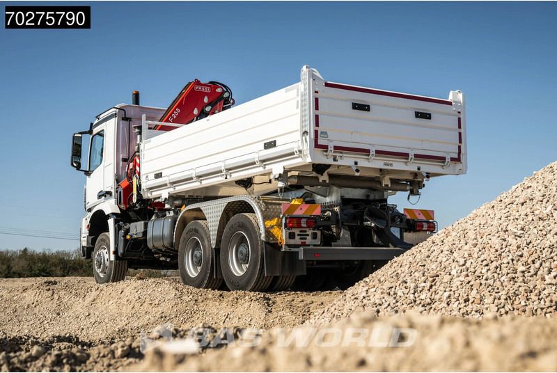Mercedes-Benz Arocs 3348 6X6 Full Steel Retarder Fassi 25T/M Crane Kran Euro 6 - Volquete camión, Camión grúa: foto 5 Mercedes-Benz Arocs 3348 6X6 Full Steel Retarder Fassi 25T/M Crane Kran Euro 6 - Volquete camión, Camión grúa: foto 5