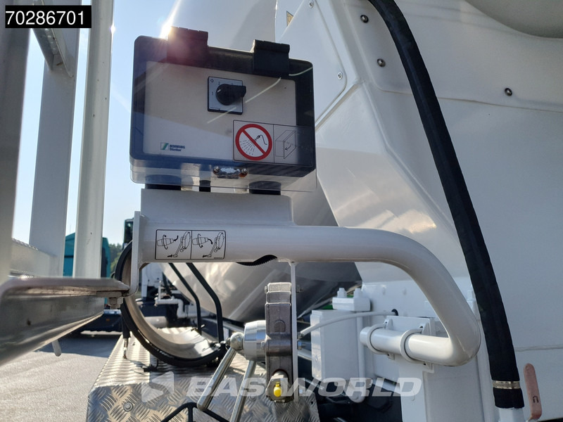 Camión hormigonera nuevo Mercedes-Benz Arocs 4142 8X4 NEW! 10m3 SchwingStetter Mixer Hydrauliek BigAxle Manual Euro 3: foto 16 Camión hormigonera nuevo Mercedes-Benz Arocs 4142 8X4 NEW! 10m3 SchwingStetter Mixer Hydrauliek BigAxle Manual Euro 3: foto 16