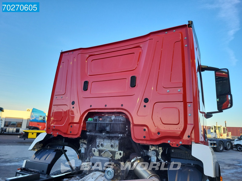 Mercedes-Benz Arocs 4843 8X4 NEW chassis RHD! Steel suspension Automatic Euro 6 - Chasis camión: foto 5 Mercedes-Benz Arocs 4843 8X4 NEW chassis RHD! Steel suspension Automatic Euro 6 - Chasis camión: foto 5