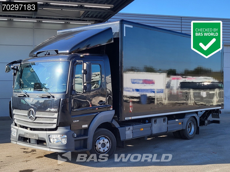 Mercedes-Benz Atego 1221 4X2 Ladebordwand Euro 6 - Camión caja cerrada: foto 1 Mercedes-Benz Atego 1221 4X2 Ladebordwand Euro 6 - Camión caja cerrada: foto 1