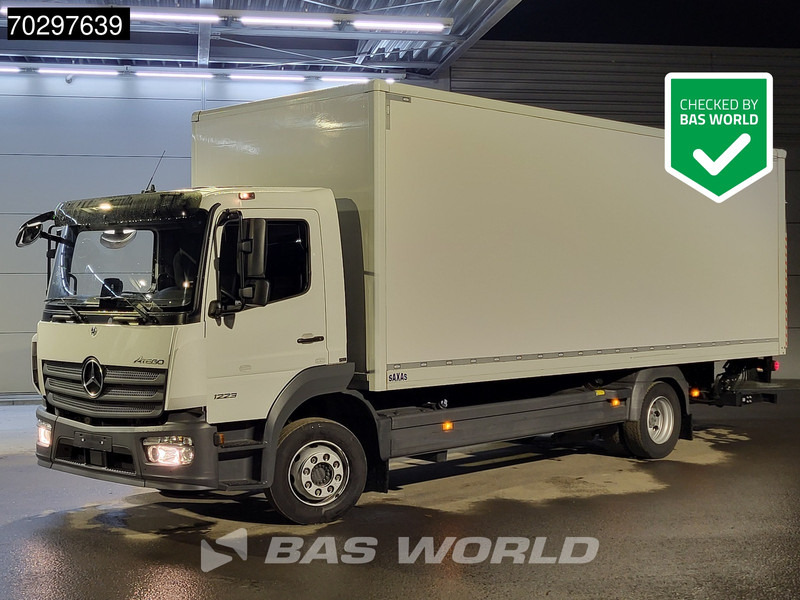 Mercedes-Benz Atego 1223 4X2 12tonner Automatic 1500kg Ladebordwand Euro 6 - Camión caja cerrada: foto 1 Mercedes-Benz Atego 1223 4X2 12tonner Automatic 1500kg Ladebordwand Euro 6 - Camión caja cerrada: foto 1