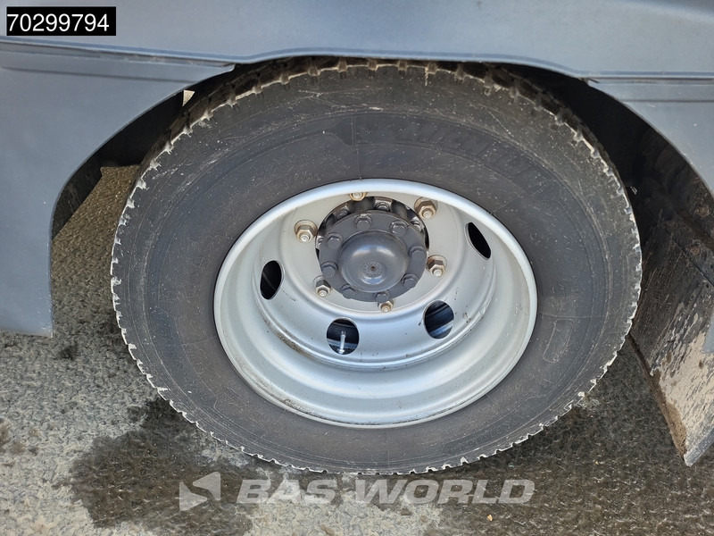 Camión caja cerrada Mercedes-Benz Atego 818 4X2 8tonner Automatic Ladebordwand Airco Euro 6: foto 8