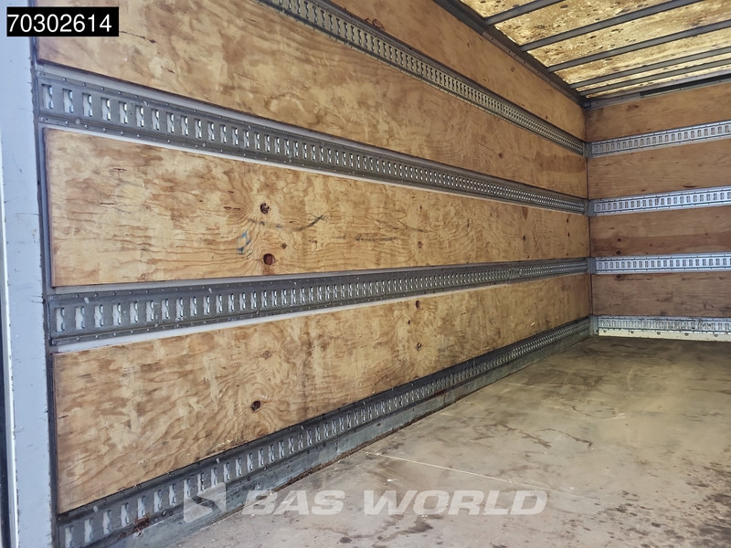 Mercedes-Benz Atego 818 Atego 4X2 8tonner Automatic 1500kg Ladebordwand Euro 4 - Camión caja cerrada: foto 5 Mercedes-Benz Atego 818 Atego 4X2 8tonner Automatic 1500kg Ladebordwand Euro 4 - Camión caja cerrada: foto 5