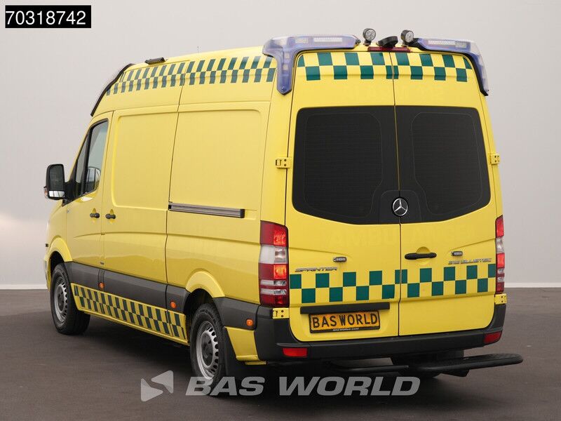 Mercedes-Benz Sprinter 316 CDI Automaat Ambulance Luchtvering L2H2 Airco Cruise Camera Krankenwagen Rettungswagen L2 A/C Cruise control - Ambulancia: foto 2 Mercedes-Benz Sprinter 316 CDI Automaat Ambulance Luchtvering L2H2 Airco Cruise Camera Krankenwagen Rettungswagen L2 A/C Cruise control - Ambulancia: foto 2
