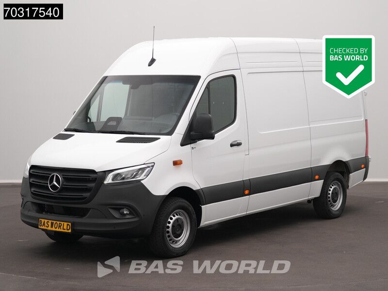 Mercedes-Benz Sprinter 317 CDI Automaat 2025-Model L2H2 LED Navi Airco Cruise Camera 10inch MBUX CarPlay Parkeersensoren v+a Stoelverwarming Euro6 L2 A - Furgón: foto 1 Mercedes-Benz Sprinter 317 CDI Automaat 2025-Model L2H2 LED Navi Airco Cruise Camera 10inch MBUX CarPlay Parkeersensoren v+a Stoelverwarming Euro6 L2 A - Furgón: foto 1