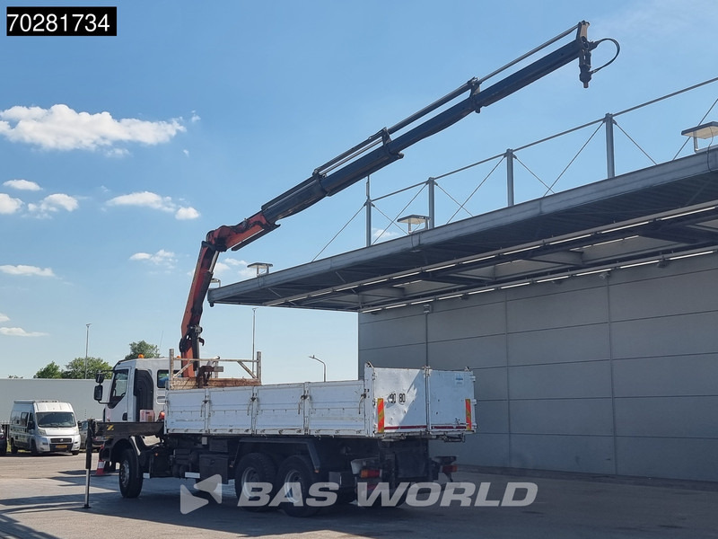 Renault Kerax 370 6X4 Palfinger PK16502 Kran Crane Big-Axle Steel suspension Euro 4 - Volquete camión, Camión grúa: foto 2 Renault Kerax 370 6X4 Palfinger PK16502 Kran Crane Big-Axle Steel suspension Euro 4 - Volquete camión, Camión grúa: foto 2