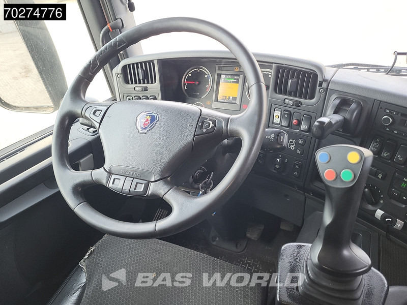 Foto del interior 1: Multibasculante camión Scania P280 6X2 NL-Truck Allison Retarder Lift+Lenkachse Haller SeitenLader