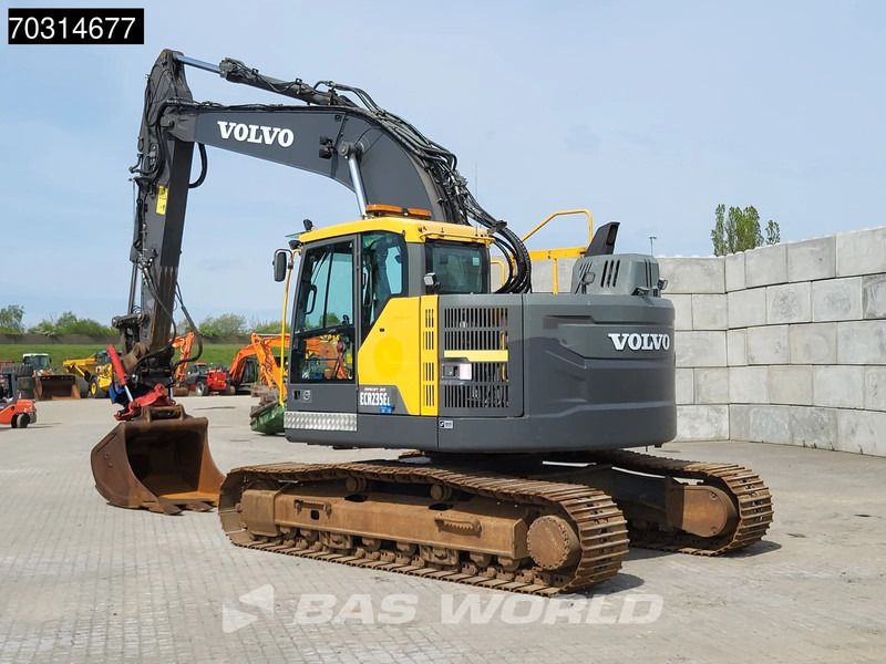 Volvo ECR235 E L - Excavadora de cadenas: foto 2 Volvo ECR235 E L - Excavadora de cadenas: foto 2