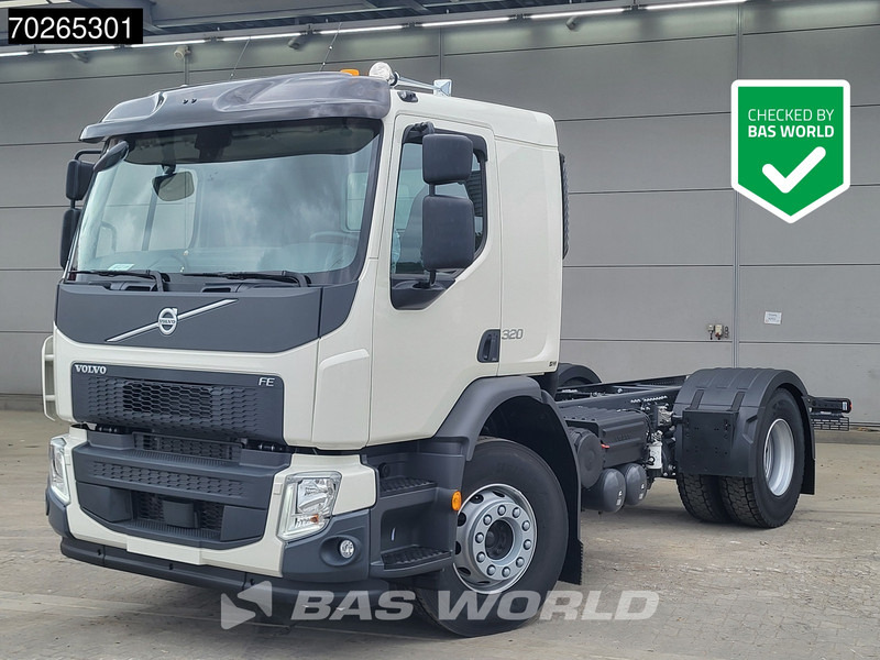 Volvo FE 320 4X2 NEW 18t chassis PTO Preparation Automatic Euro 6 - Chasis camión: foto 1 Volvo FE 320 4X2 NEW 18t chassis PTO Preparation Automatic Euro 6 - Chasis camión: foto 1