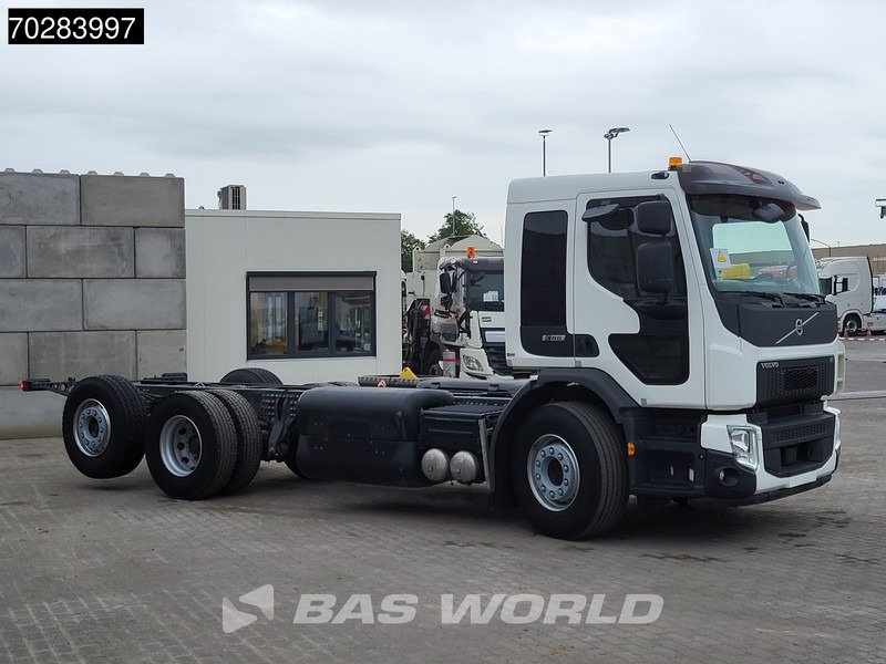 Volvo FE 320 FE 6X2 Retarder 2xTanks CNG Euro 6 - Chasis camión: foto 3 Volvo FE 320 FE 6X2 Retarder 2xTanks CNG Euro 6 - Chasis camión: foto 3