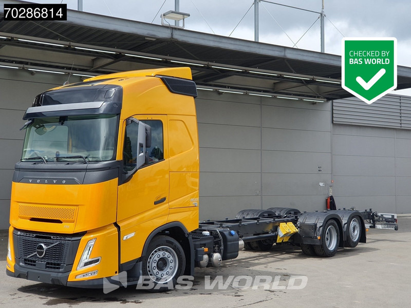 Volvo FH 460 6X2 NEW chassis! Full air Suspension Lift-Axle Navi ACC LED Euro 6 - Chasis camión: foto 1 Volvo FH 460 6X2 NEW chassis! Full air Suspension Lift-Axle Navi ACC LED Euro 6 - Chasis camión: foto 1