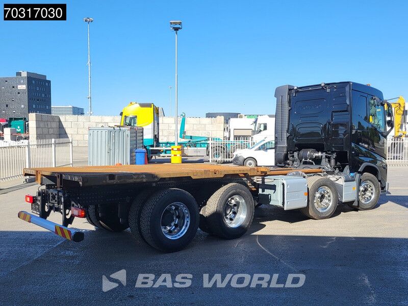 Volvo FH 540 8X4 NEW chassis with crane base Full Air suspension VEB+ Automatic Euro 6 - Camión caja abierta: foto 5 Volvo FH 540 8X4 NEW chassis with crane base Full Air suspension VEB+ Automatic Euro 6 - Camión caja abierta: foto 5