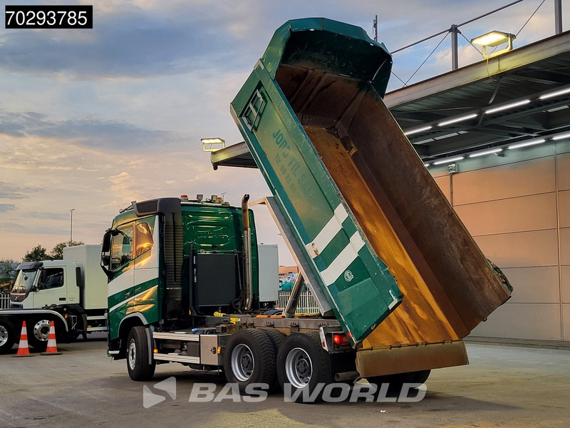 Volvo FH16 650 FH16 6X4 12m3 tipper Automatic Retarder Big-Axle Xenon Euro 6 - Volquete camión: foto 2 Volvo FH16 650 FH16 6X4 12m3 tipper Automatic Retarder Big-Axle Xenon Euro 6 - Volquete camión: foto 2
