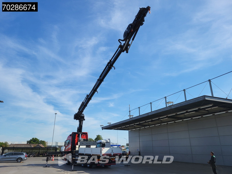 Volvo FH16 650 FH16 8X2 HMF 7020K-RCS Crane + Fly-Jib Lift+Steering-Axle Navi LED ACC Euro 6 - Camión caja abierta, Camión grúa: foto 2 Volvo FH16 650 FH16 8X2 HMF 7020K-RCS Crane + Fly-Jib Lift+Steering-Axle Navi LED ACC Euro 6 - Camión caja abierta, Camión grúa: foto 2