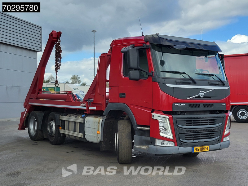 Volvo FM 330 6X2 NL-Truck Hyvalift Lift/Steering Axle Euro 6 - Portacontenedor de cadenas camión: foto 3 Volvo FM 330 6X2 NL-Truck Hyvalift Lift/Steering Axle Euro 6 - Portacontenedor de cadenas camión: foto 3