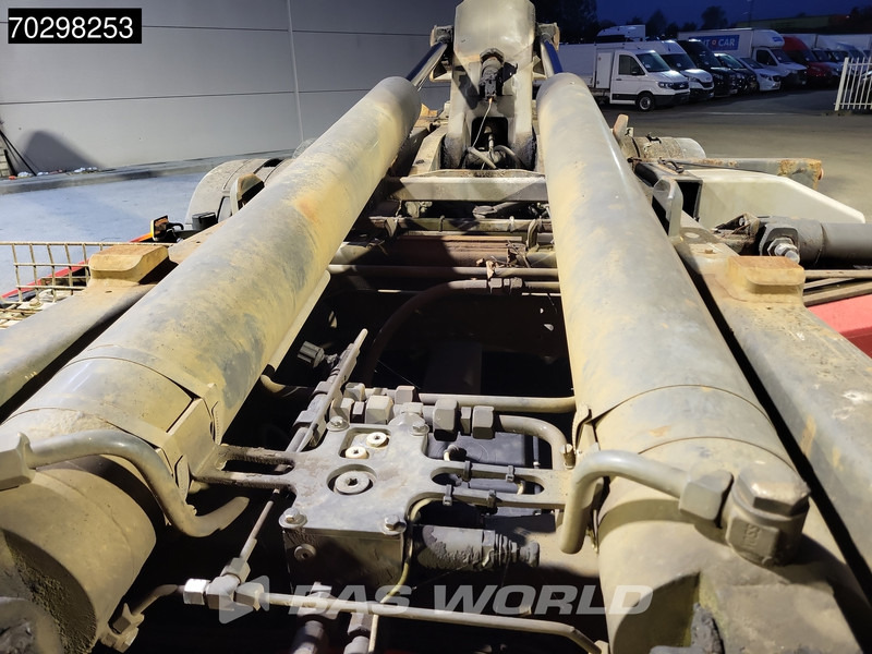 Volvo FM 370 6X2 21t Hooklift Lift Axle Automatic Euro 5 - Multibasculante camión: foto 5 Volvo FM 370 6X2 21t Hooklift Lift Axle Automatic Euro 5 - Multibasculante camión: foto 5