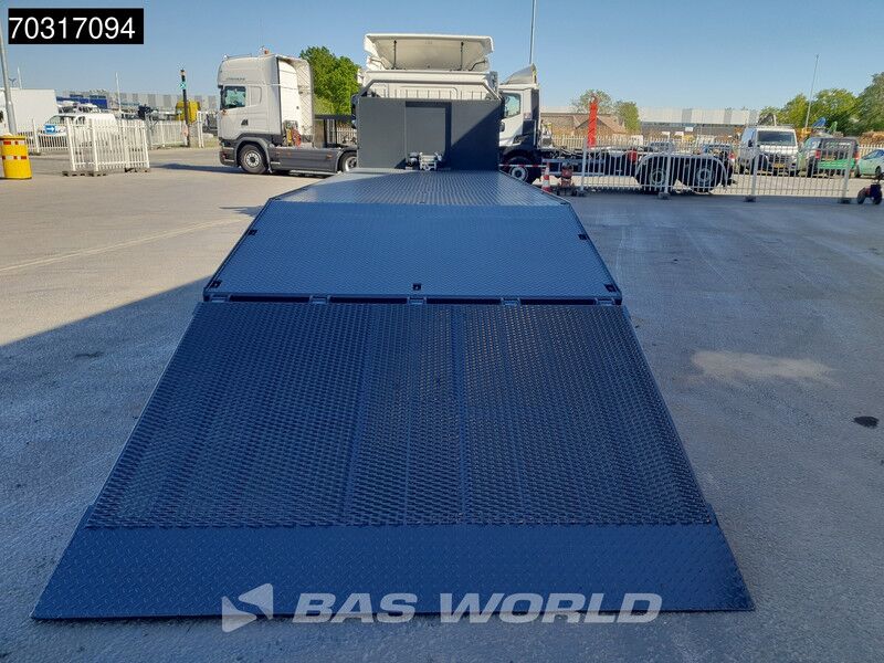 Volvo FM 410 FM 6X2 Machine transporter Winch Lift+Steering Axle VEB ACC Euro 6 - Portavehículos camión: foto 3 Volvo FM 410 FM 6X2 Machine transporter Winch Lift+Steering Axle VEB ACC Euro 6 - Portavehículos camión: foto 3