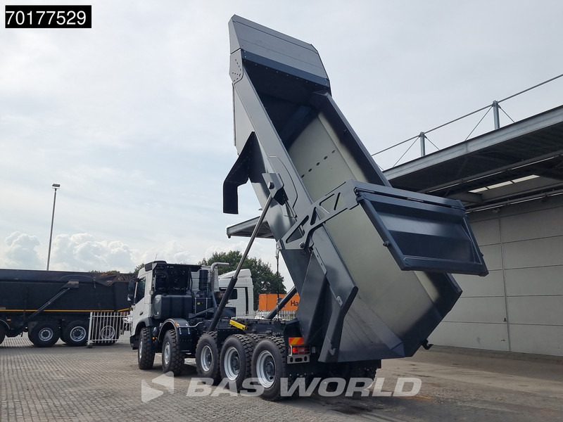 Volvo FMX 520 10X4 NEW 30m3 Mining tipper 50Tons Payload Retarder Euro 3 - Volquete camión: foto 2 Volvo FMX 520 10X4 NEW 30m3 Mining tipper 50Tons Payload Retarder Euro 3 - Volquete camión: foto 2