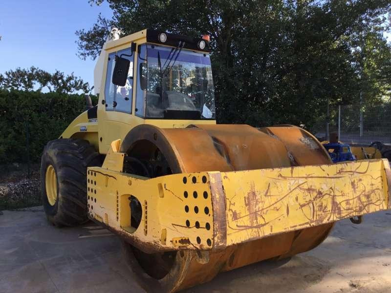 Bomag BW 226 DI-4 BVC - Compactador mixto: foto 4 Bomag BW 226 DI-4 BVC - Compactador mixto: foto 4